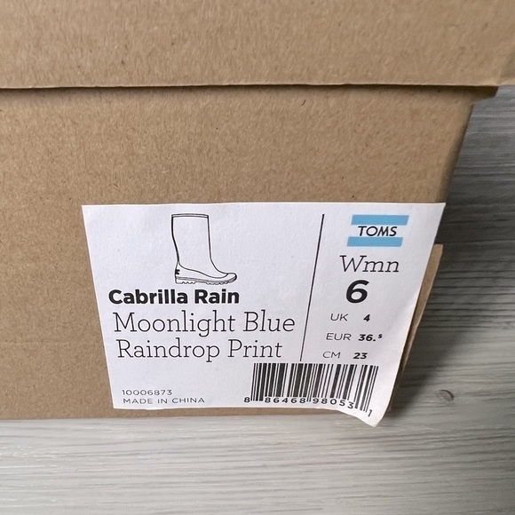 TOMS cabrilla rain moonlight blue raindrop print boots size 6 - Picture 5 of 13